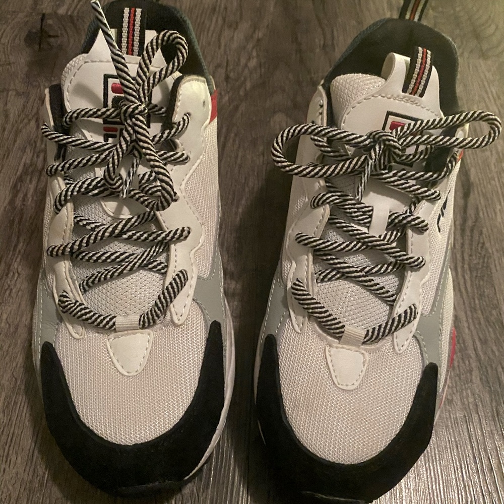 Cute Fila Sneakers. Brand spanking new.